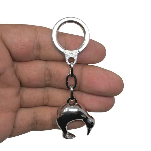 ☆VUITTON CUP キーホルダー☆ Louis Vuitton Cup 'Kiwi' Keychain
